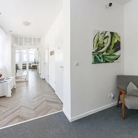 Plage-on Panzio فندق مبيت وإفطار 4*