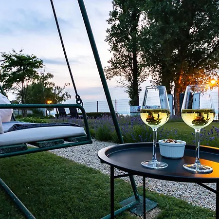 فندق مبيت وإفطار Plage-on Panzio