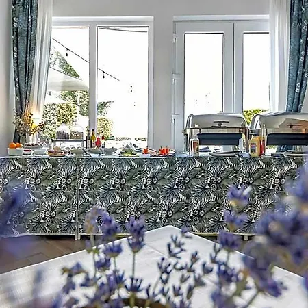 Frühstückspension Plage-on Panzio 4*