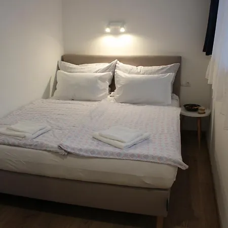 Plage-on Panzio Bed and Breakfast