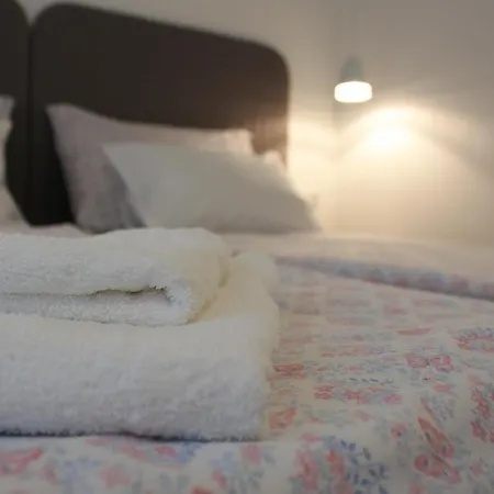 Plage-on Panzio Bed and Breakfast 4*